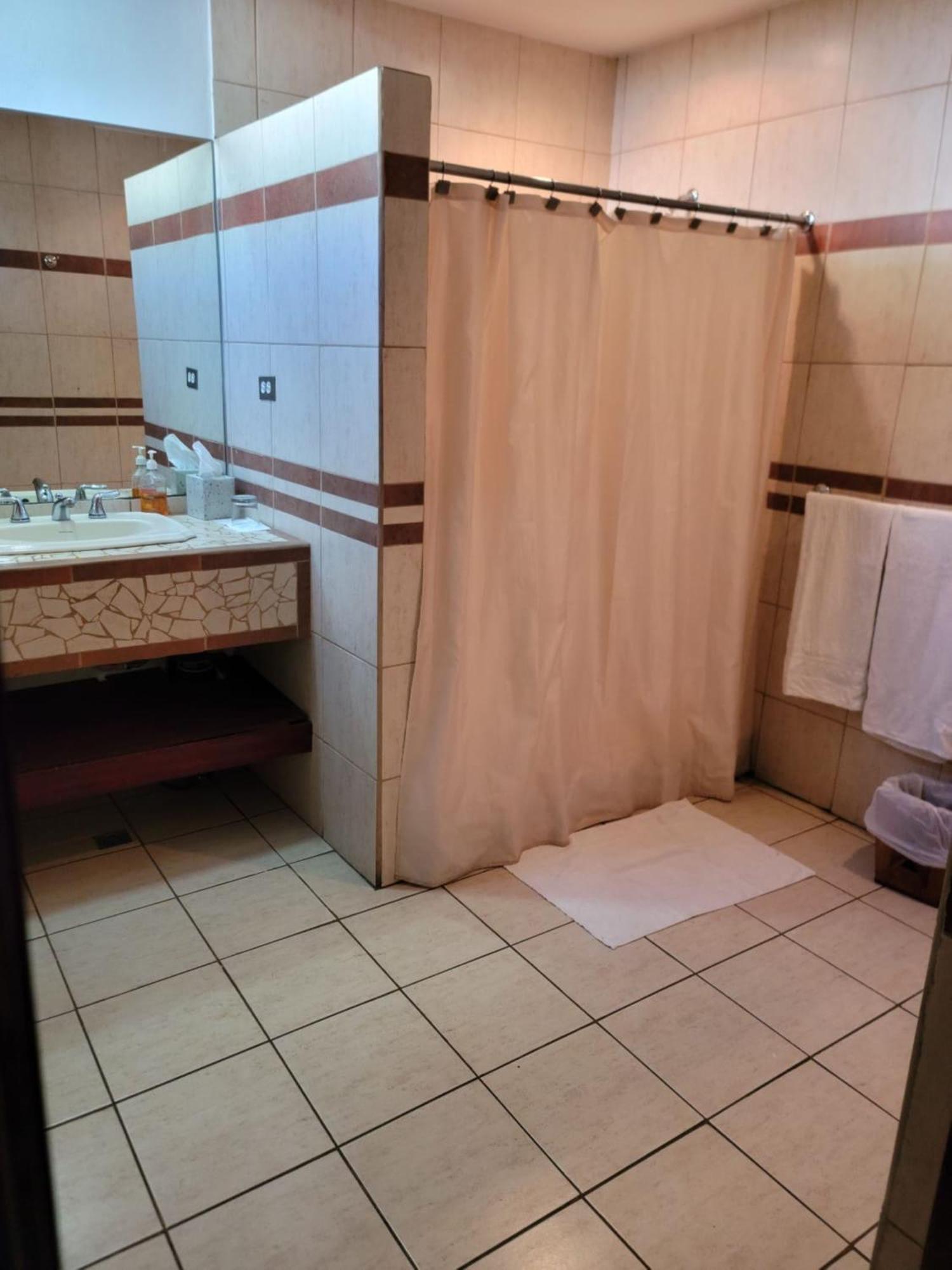 מנאגווה Hotel Casa Del Sol מראה חיצוני תמונה